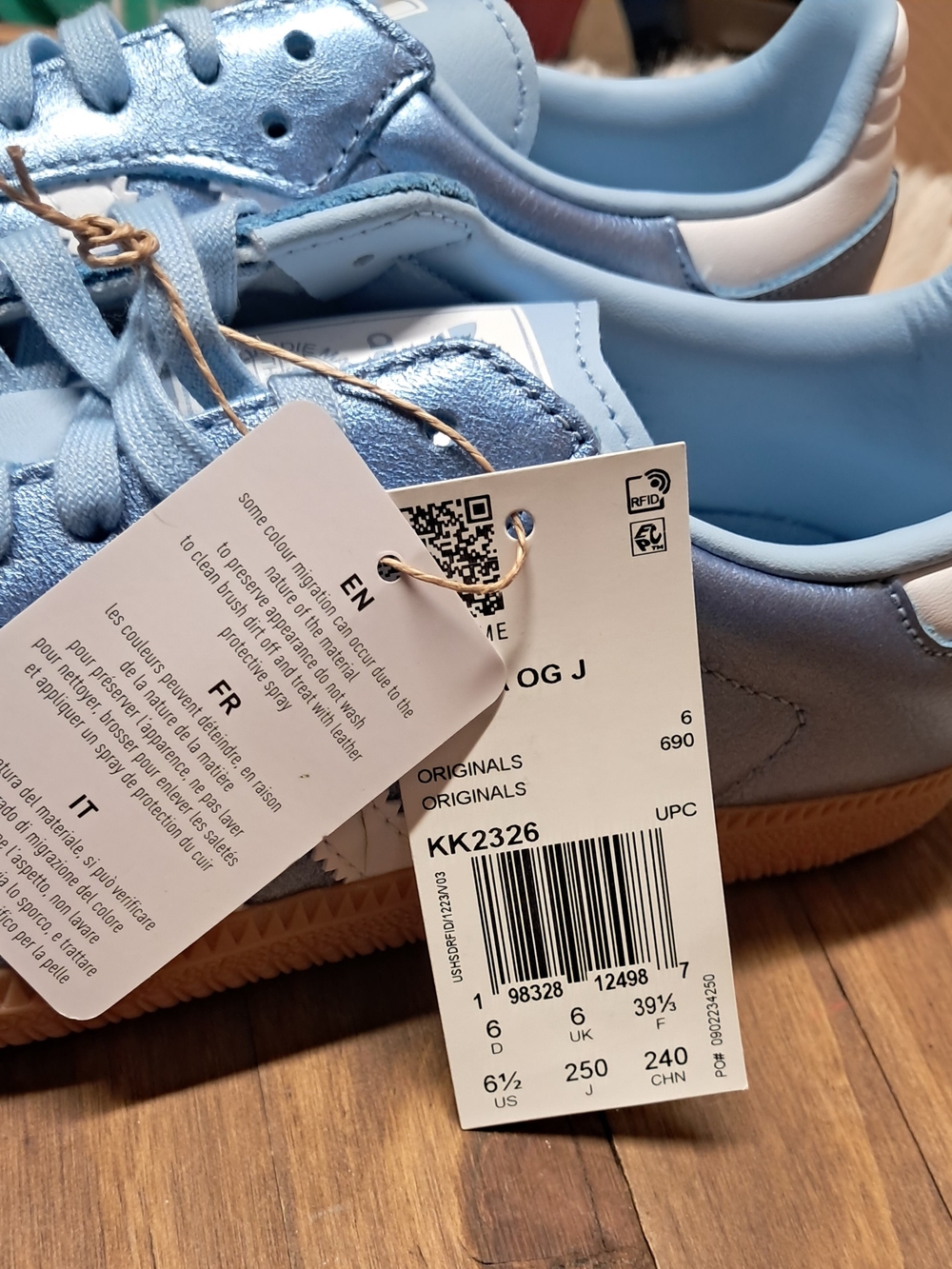 Title: Adidas Samba OG Metallic Clear Sky Light Blue White Gum Sneakers - NWT - Picture 7 of 9